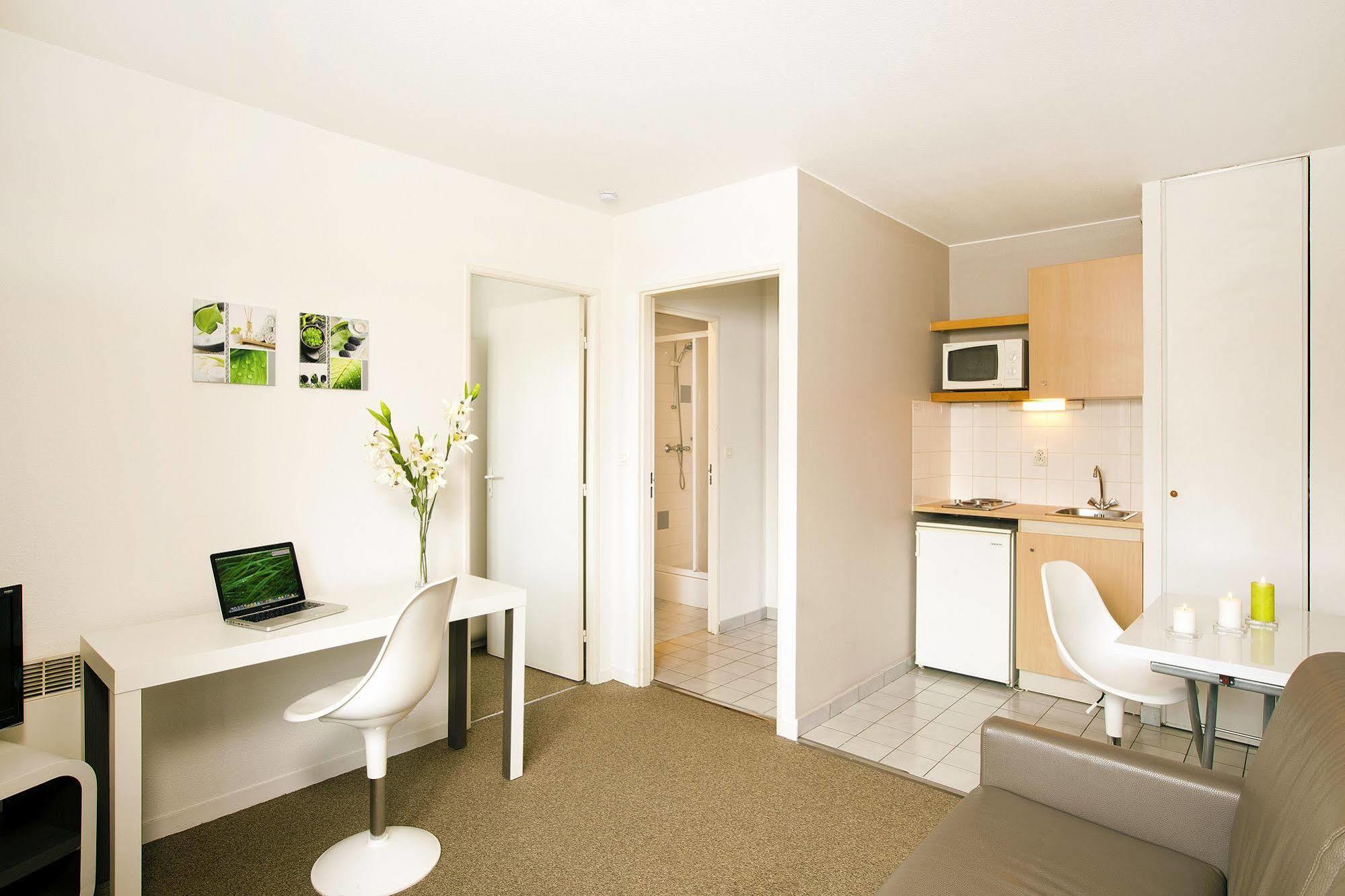 Sejours & Affaires La Rochelle Les Minimes Aparthotel Exteriör bild