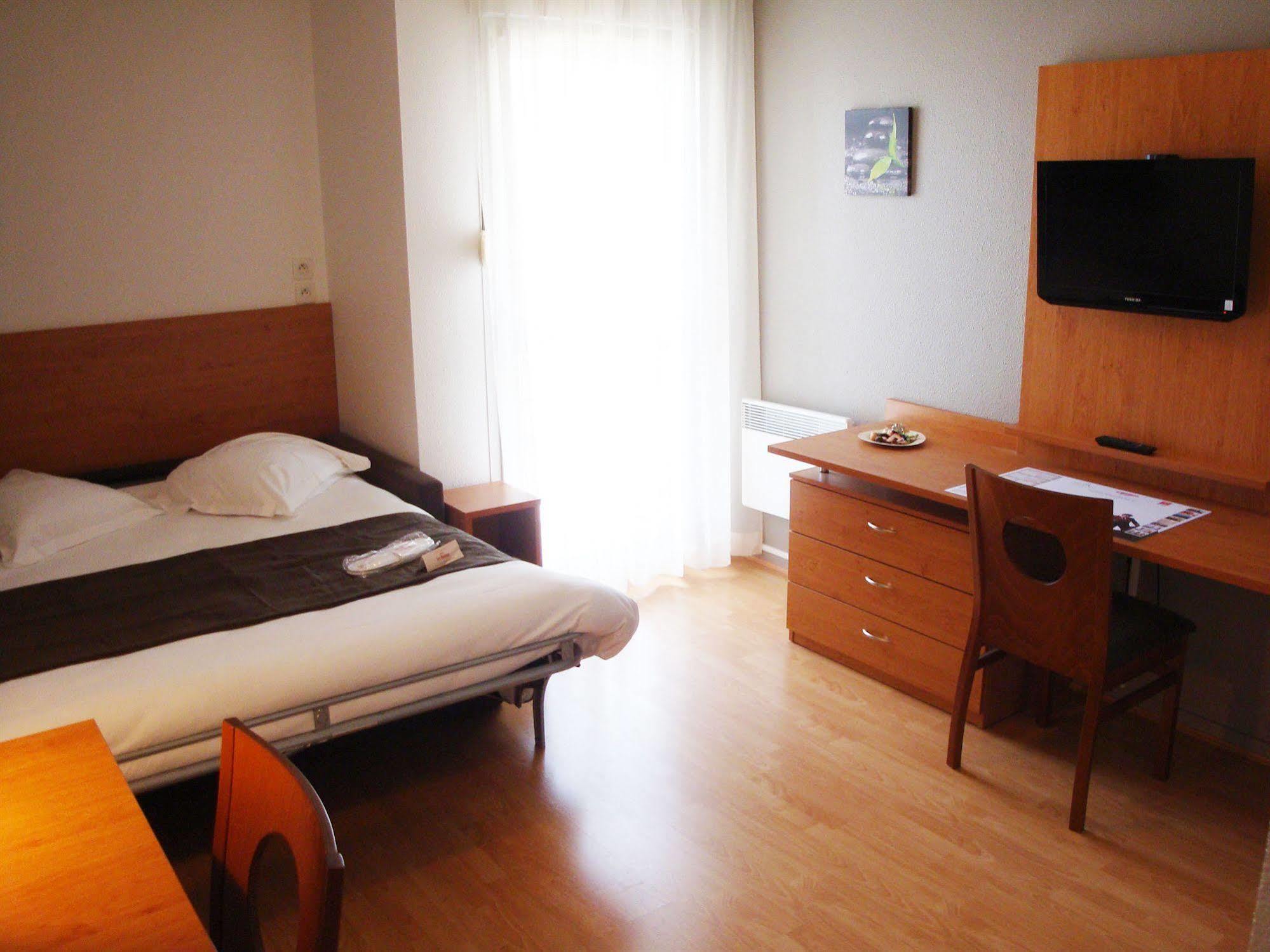Sejours & Affaires La Rochelle Les Minimes Aparthotel Exteriör bild